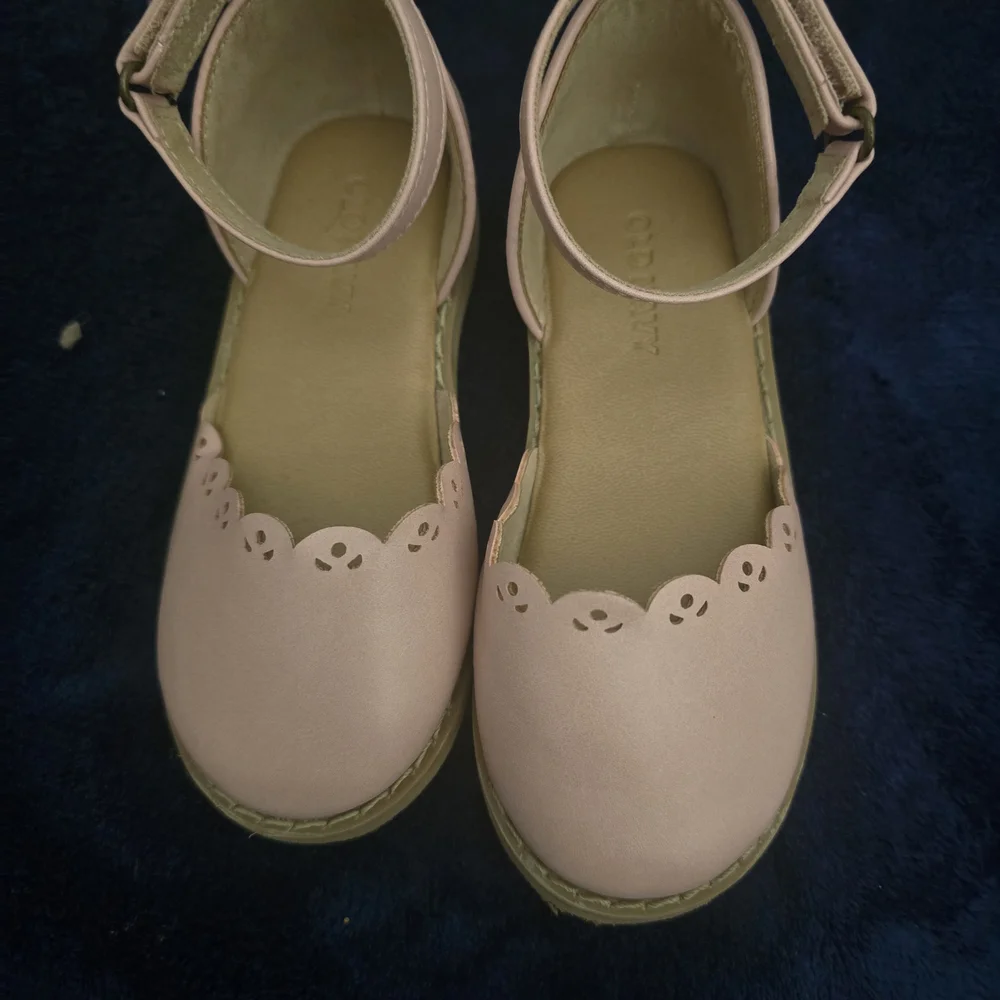 Old Navy Blush Scalloped Ankle-Strap Dress Shoes